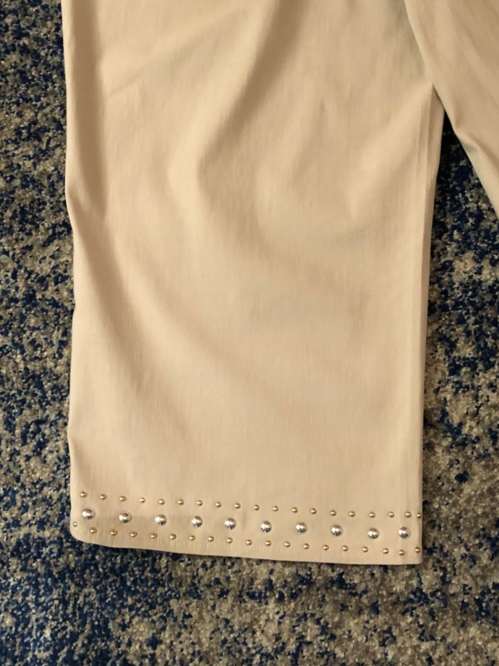 D.F.A. NEW YORK WOMAN CAPRIS 16W - Picture 4 of 5